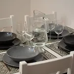 Legnicka With Parking By Renters * Breslau