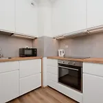 Legnicka With Parking By Renters Apartment *